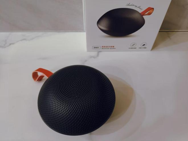 箱评测：超高性价比便捷音质兼备m6米乐app西圣便携蓝牙音(图2)